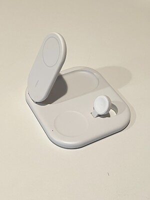 Belkin Boost Charge 3-in-1 Qi2 15W Magnetic Foldable Charger - White USED