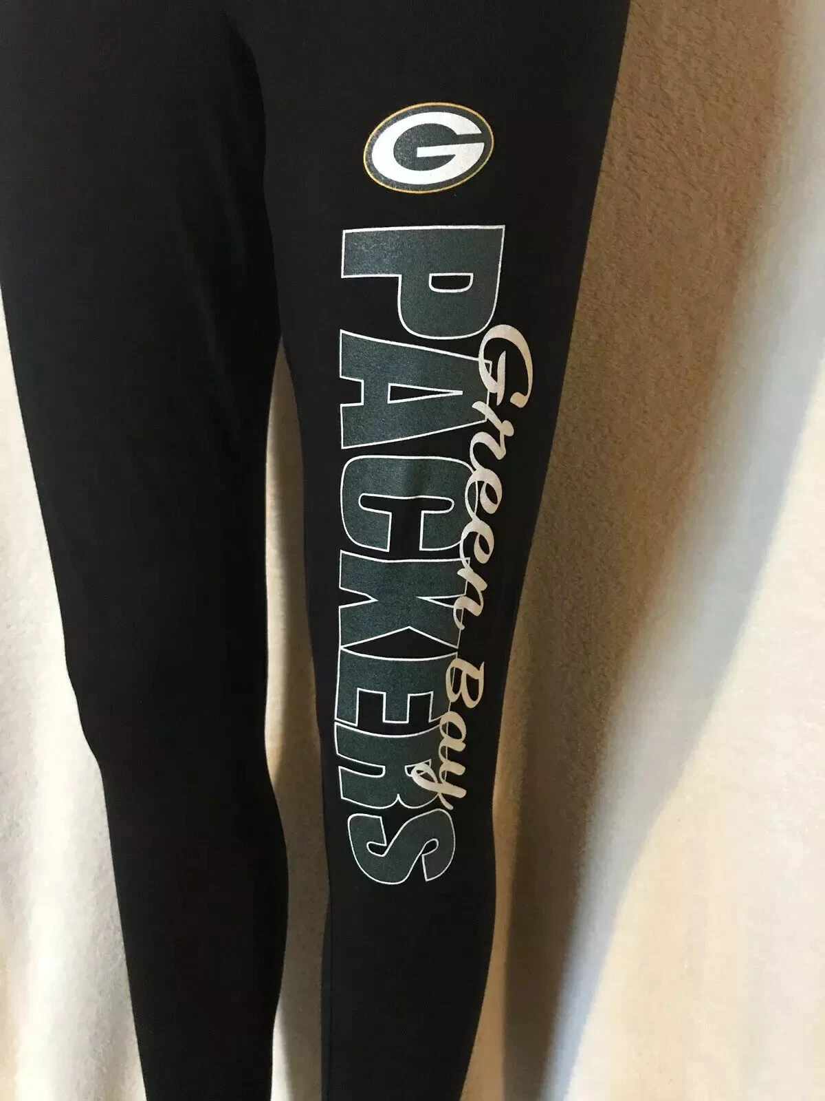 Women's Green Bay Packers Screen Print Black Solid Leggings