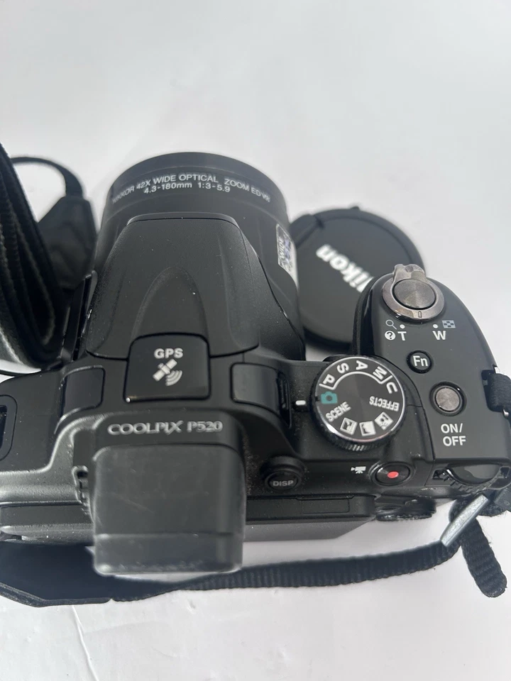 Nikon Coolpix P520 Digital Camera 18.1 Mp 42X Opt Zoom 3 Batteries & Case - Image 3 of 4