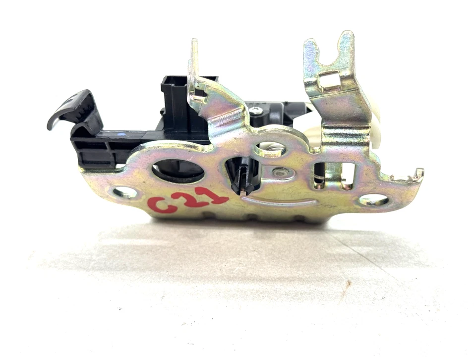 AUDI A3 QUATTRO 2015-2020 sedán maletero tapa pestillo bloqueo actuador 4H0827505A OEM Foto 3 de 4