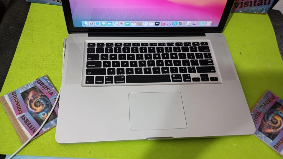Apple MacBook Pro 15" 2010 · i5 · 4GB · 256GB, foto 2 di 5
