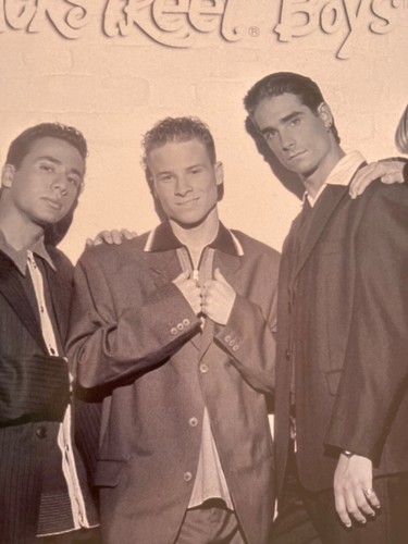 MINI PÓSTER PROMOCIONAL 1996 BACKSTREET BOYS, ""I'LL NEVER BREAK YOUR HEART"" RARO - Imagen 3 de 7