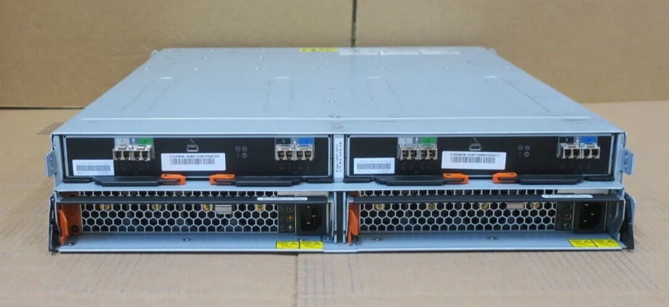 IBM System Storage DS8000 2107-D02 24x 2.5" Bay 2x Controller 24x 600GB 15K HDD - Image 2 of 4