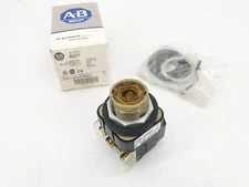 New Allen-Bradley 800T-16HX2KB6AX Ser. U Illuminated Selector Switch 2-Pos 120V