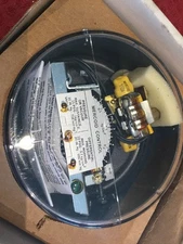 Dwyer Instruments Mercoid Gas Pressure/ Differential Pressure Switch Pg-156-p2