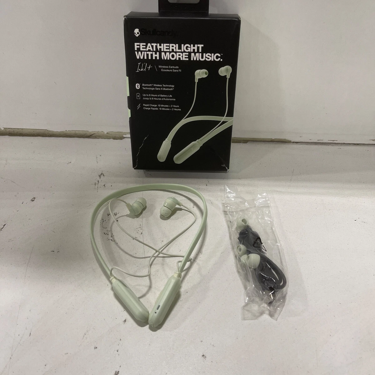 Skullcandy neckband online bluetooth earphones