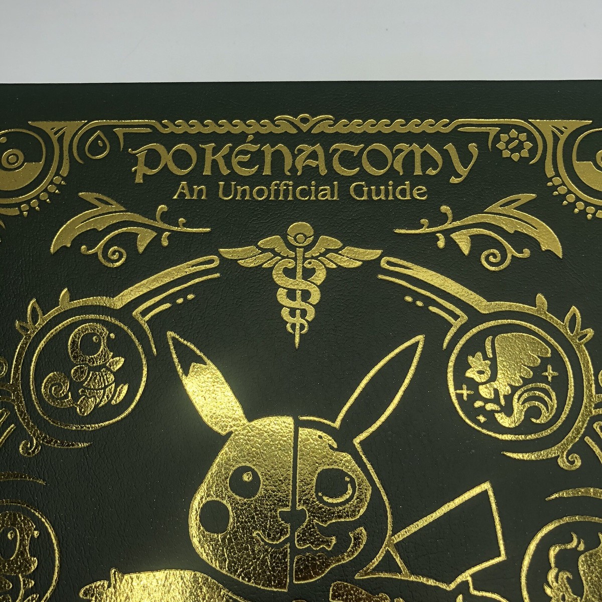 Pokenatomy（ポケナトミー）アートブック Pokenatomy Unofficial Pokemon Anatomy Guide Book Leather Hardcover