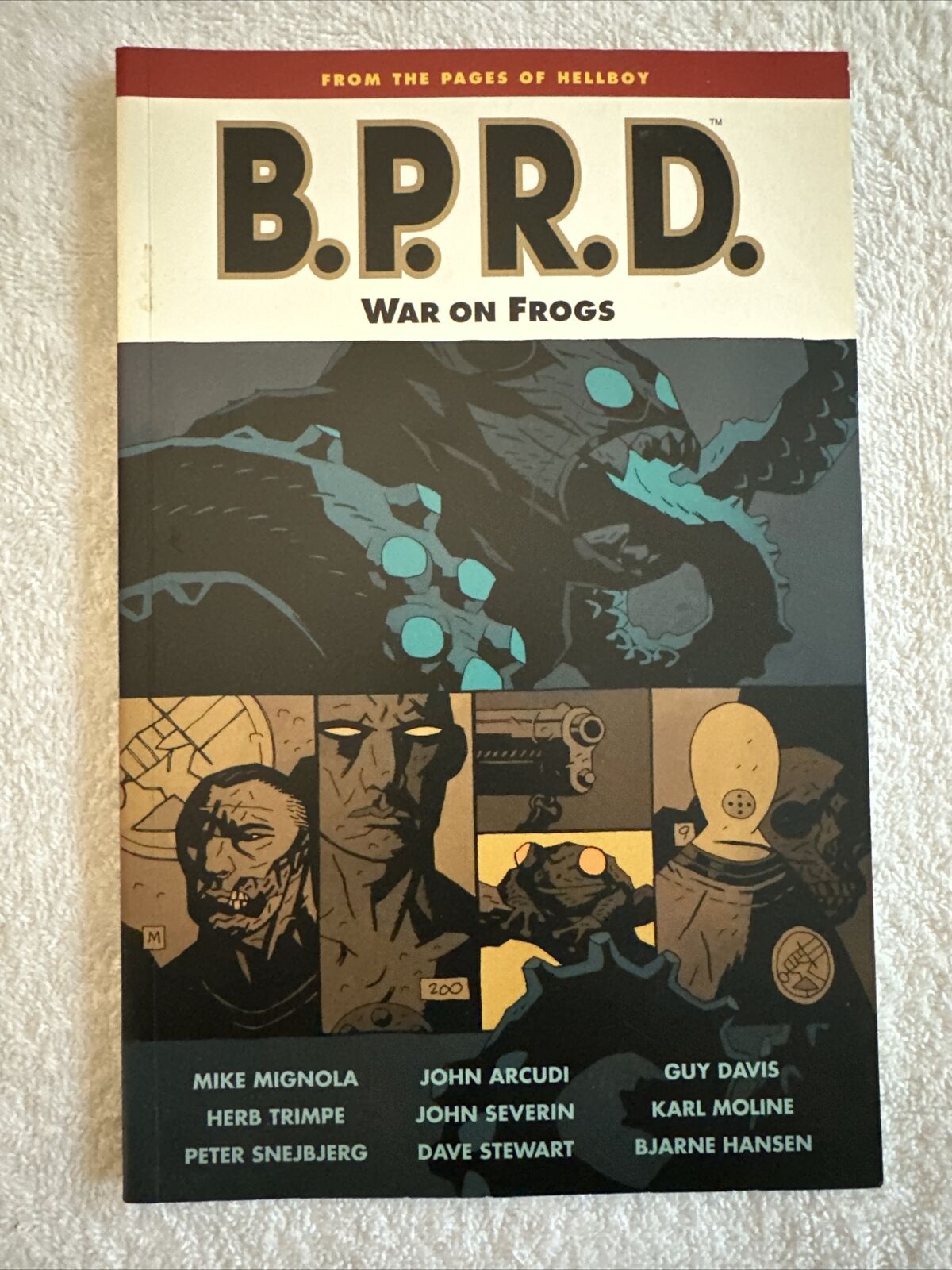 B.P.R.D. Mike Mignola Volume 12 Dark Horse Comics 2010 Paperback