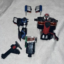 Power Rangers Dekaranger DX Deka Wing Robo S.P.D. Megazord by Bandai. 6 parts