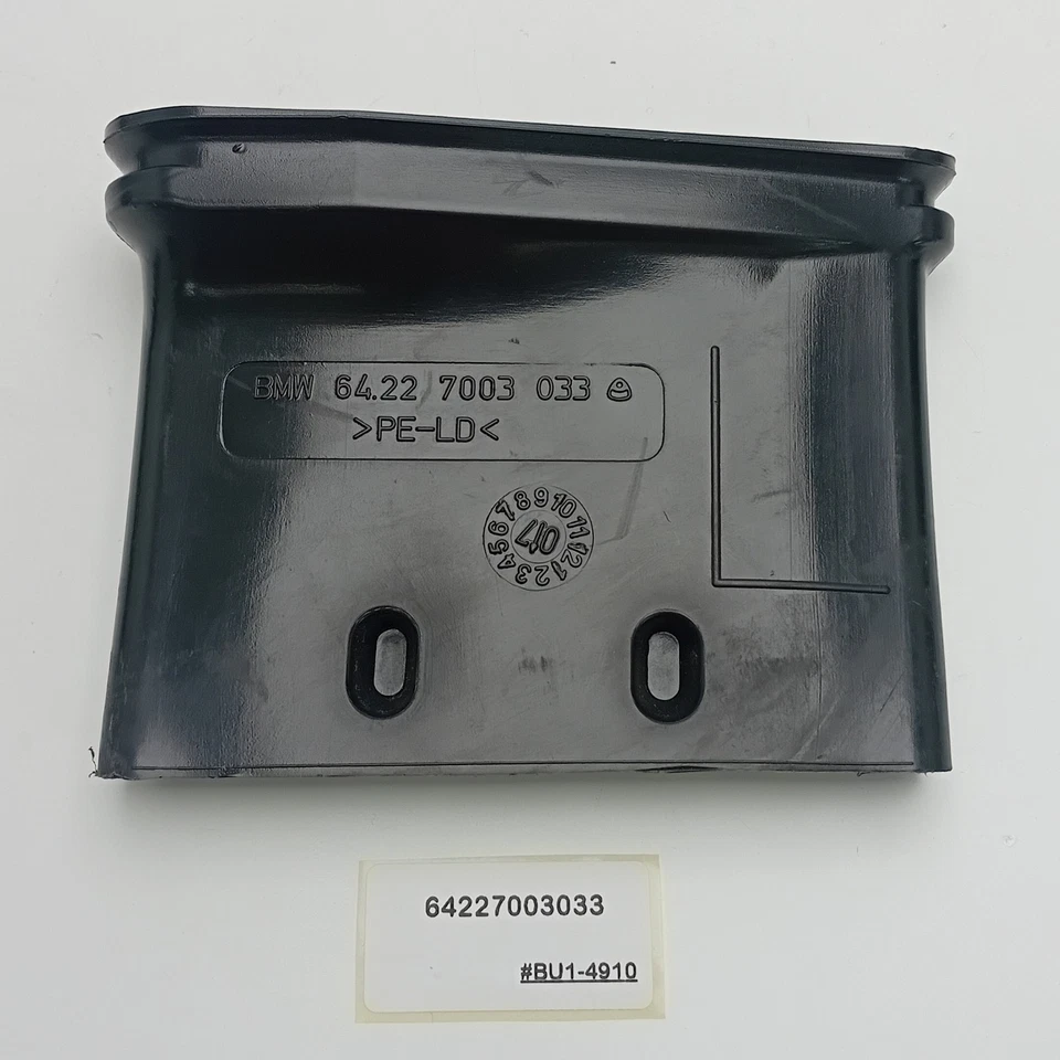 2003-2005 Land Rover Range Rover L322 FRONT LEFT AIR DUCT 64227003033 - Image 2 of 4