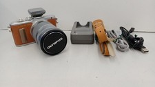 OLYMPUS E-PL8 Mirrorless -Lens Camera