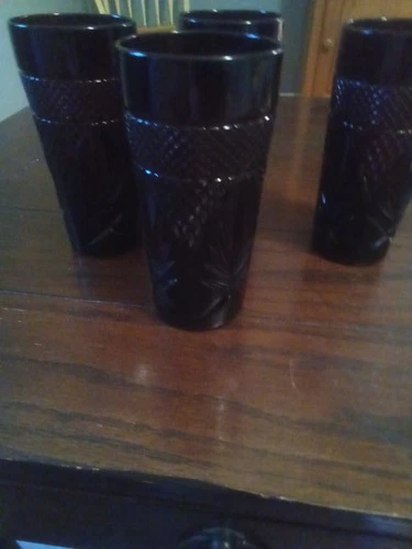 Set Of 4 “Antique Ruby Red 16oz tumblers Cristal D’arques-Durand Luminarc France