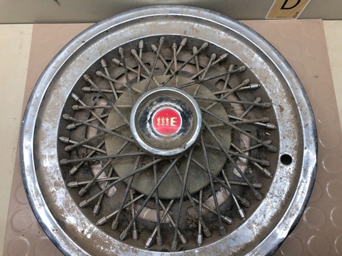 Vintage Wire Spoke Rim Wheel Cover HubCap #3 - Picture 3 of 12