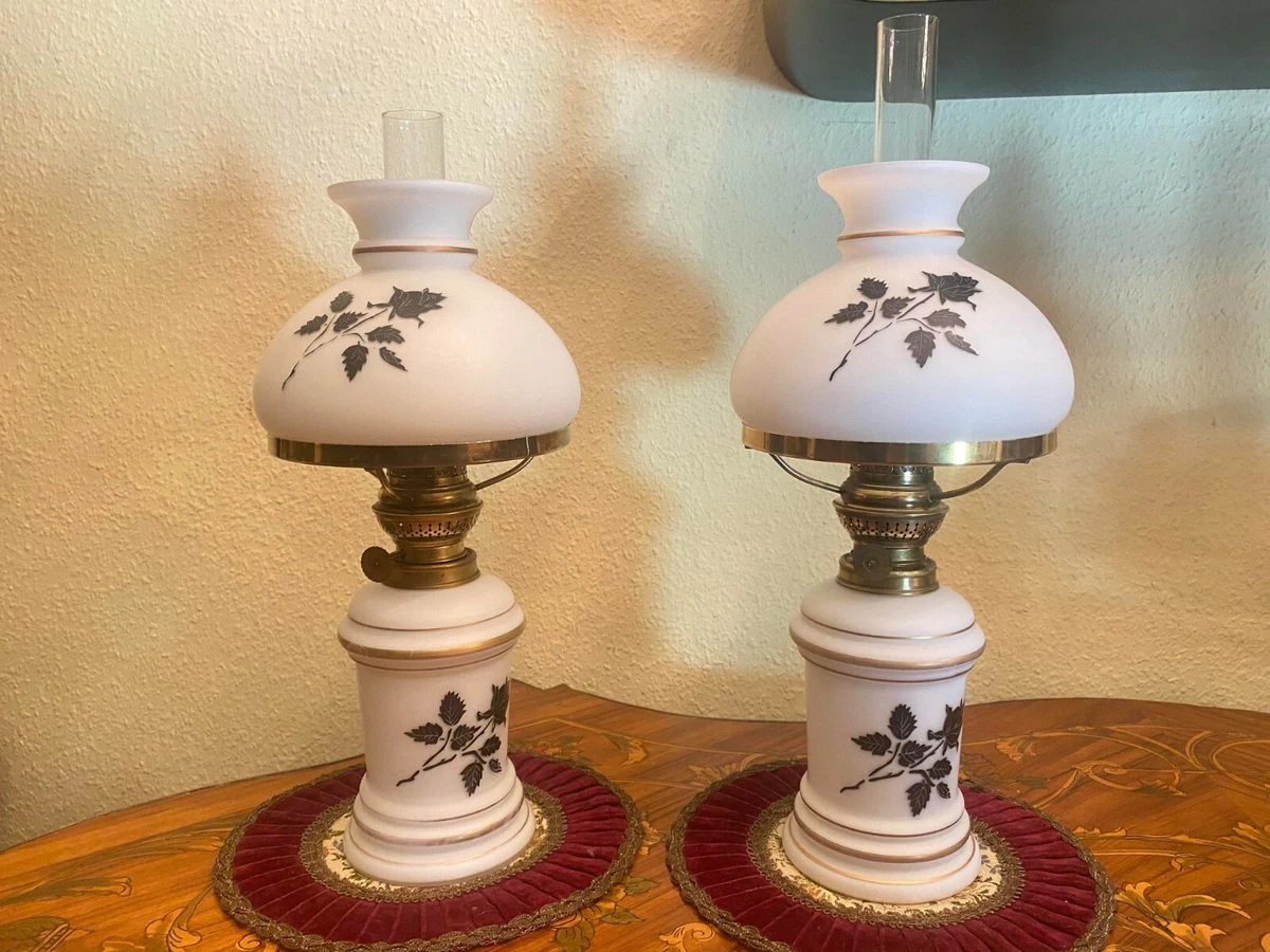 Kerosene table lamp deals
