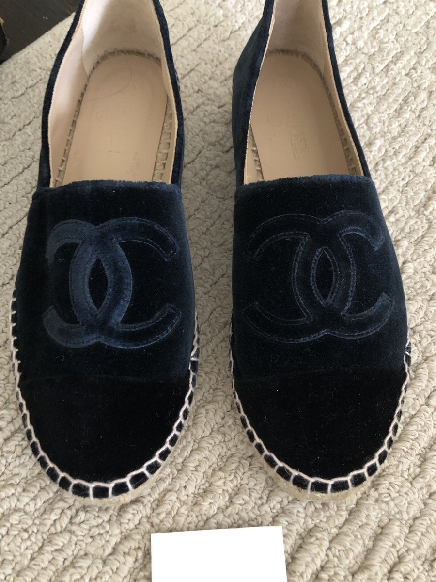 NIB Chanel 100% AUTHENTIC Blue/ Black Velvet Espadrilles 39 W Box