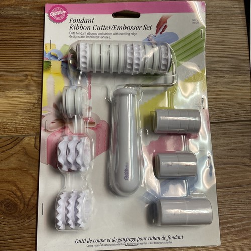 Wilton Cake Decoration Supplies Lot Of 6 New Items - Picture 2 of 16