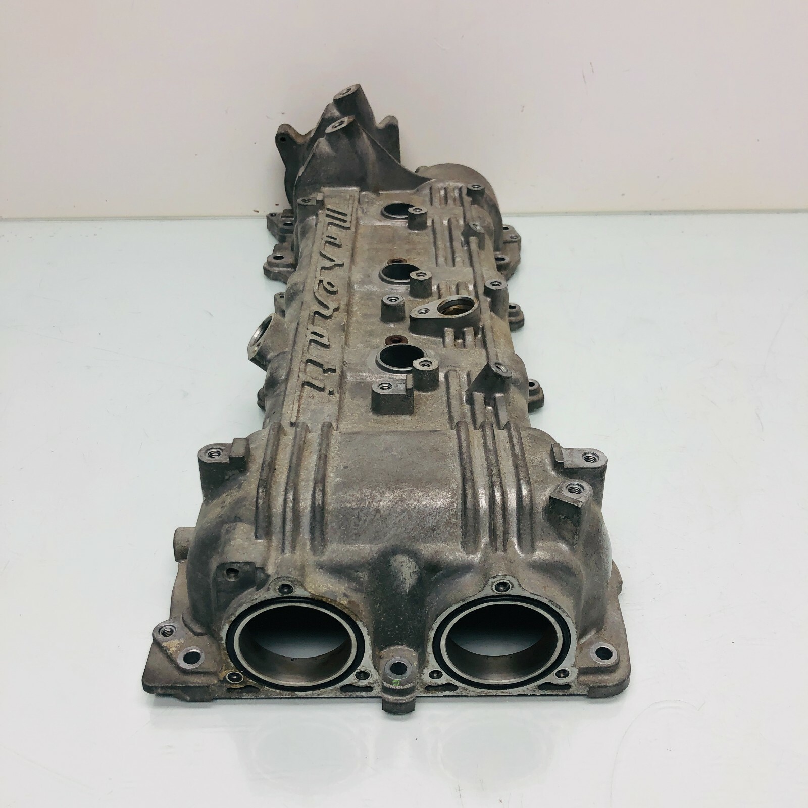 2014 - 2019 Maserati Ghibli Passenger Right Engine Cylinder Head Valve Cover OEM