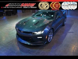 2017 Chevrolet Camaro 2SS 50th Anniversary - Yes only 3400 KMs!!