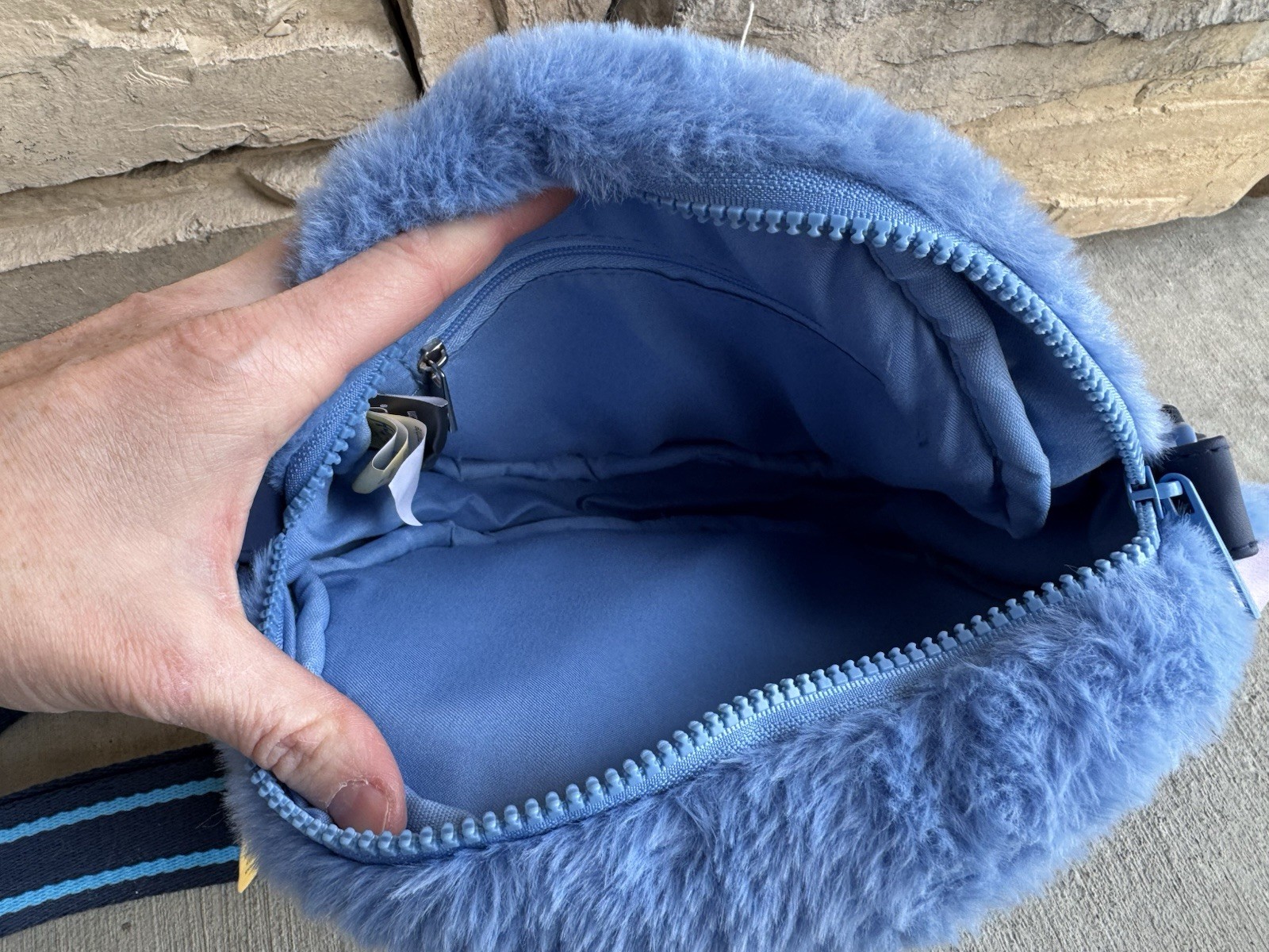 NEW BioWorld Disney Lilo and Stitch Fuzzy 3D Plush Shoulder Purse Crossbody Bag image 4
