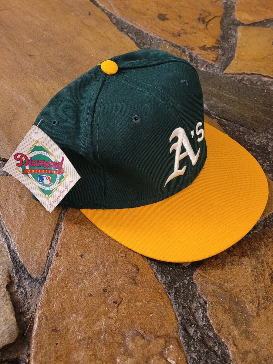 VINTAGE Oakland Athletics dead stock CAP