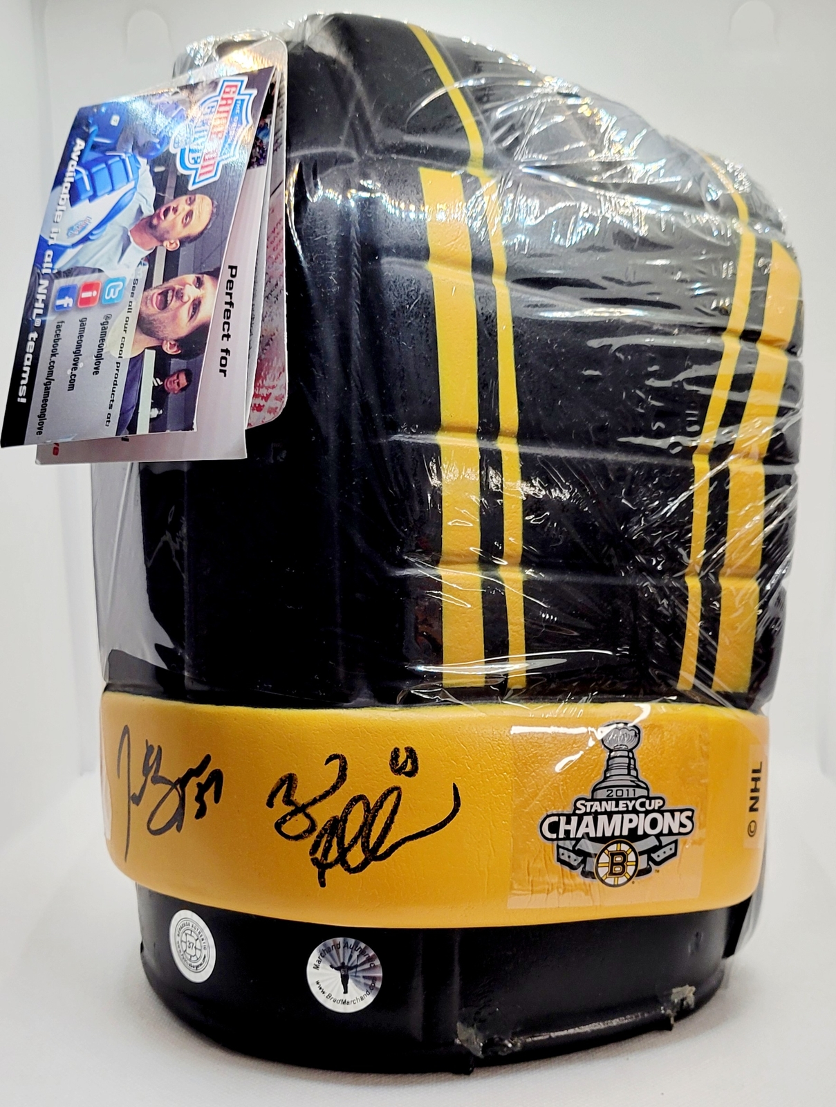 Patrice Bergeron Brad Marchand Signed Boston Bruins Game On Glove Beer