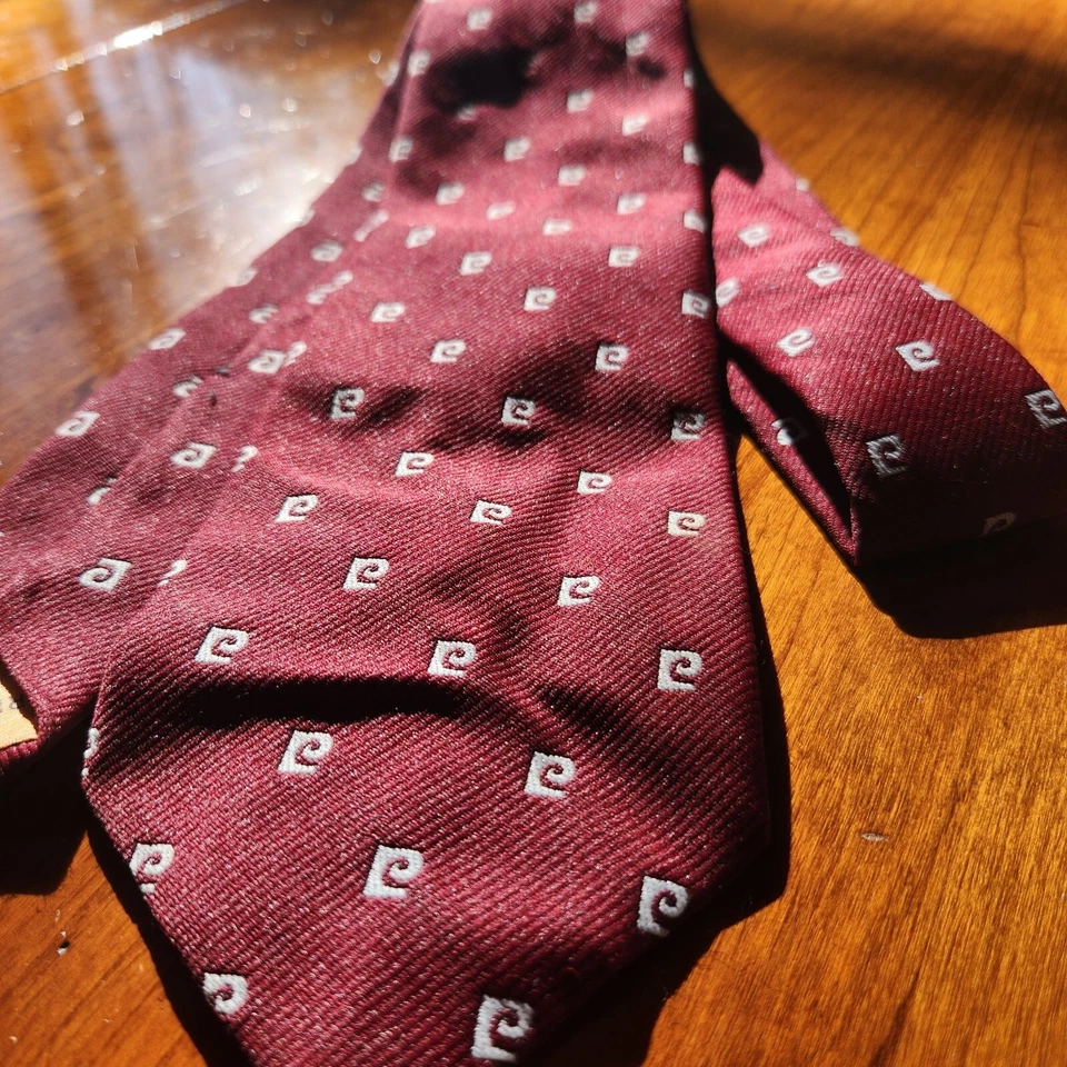 Pierre Cardin Vintage Sak's Fifth Avenue Corbata Logo Lujo Nueva York París Vestido Ropa Foto 3 de 4