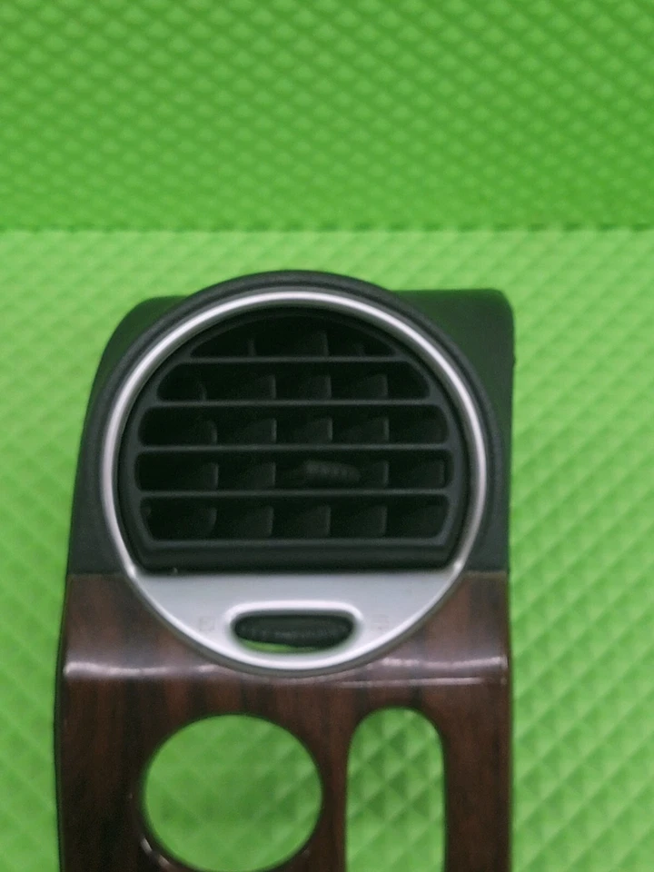 02-04 GMC ENVOY XL EMBELLECEDOR BISEL AIRE ACONDICIONADO CALENTADOR VENTILACIÓN REJILLA IZQUIERDA OEM Foto 2 de 4