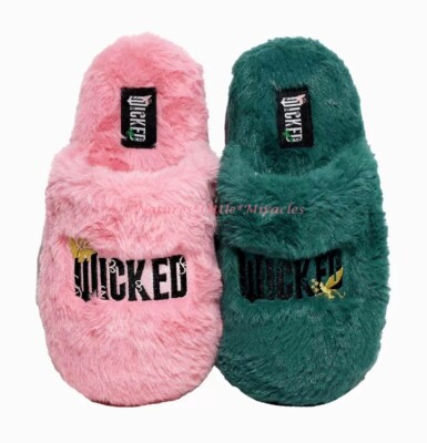 Wicked Slippers Girls Size 11 12 13 Pink Green Glinda Elphaba Pajamas  NWT