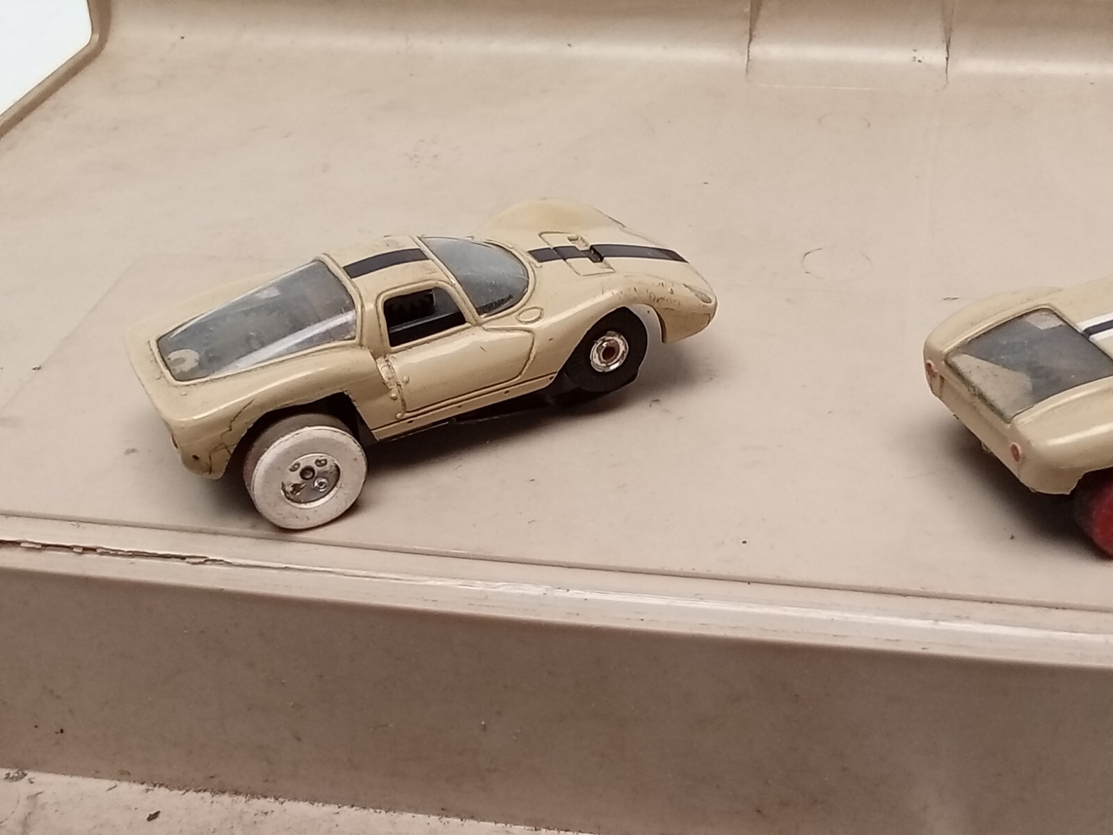 Aurora TJet Slot CARS & Junkyard Lot with pit case and Parts eBay