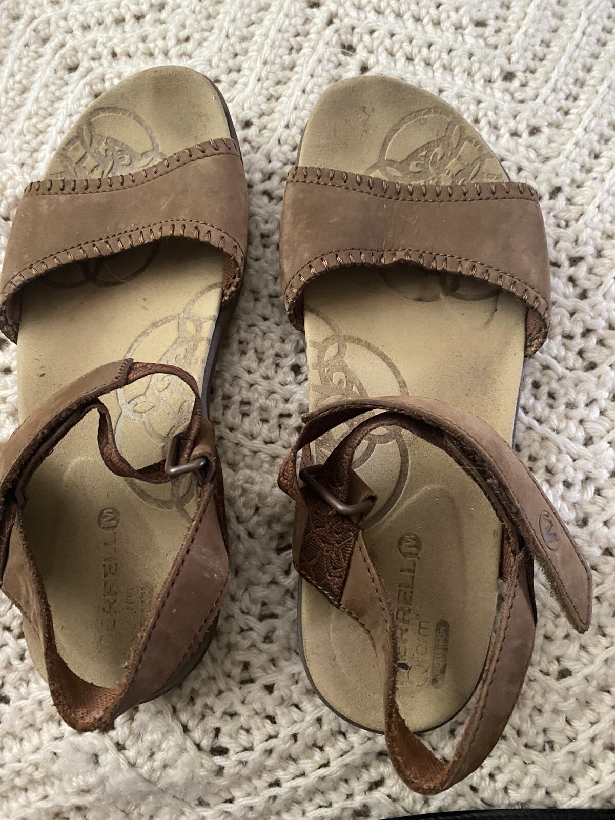 Merrell Dark Earth Performance Footwear sandali da passeggio ammortizzati ad aria taglia 6