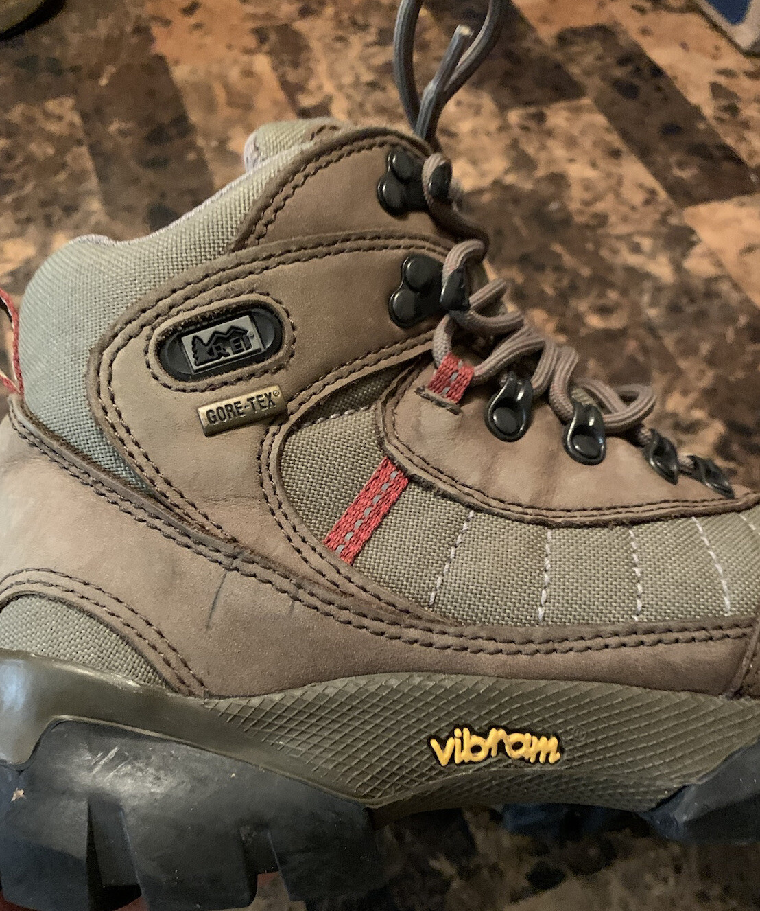 REI Monarch III GoreTex Hiking Boots Women’s Size 7… Gem