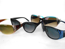 LOT OF 4 Fashion Style WOMEN'S Sunglasses