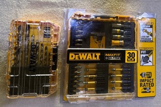 Dewalt 30 Piece Bit Kit / Dewalt Drillbit Kit ￼