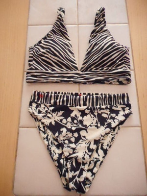 Maaji XL/L Reversible Zebra/Floral High Waist 2pc. Bikini Blue/Ivory