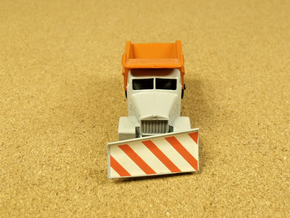 OLD VINTAGE LESNEY MATCHBOX # 16 SCAMMELL SNOWPLOW - Image 3 of 4