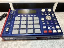 Akai MPC1000 Professional Music Production Ce...