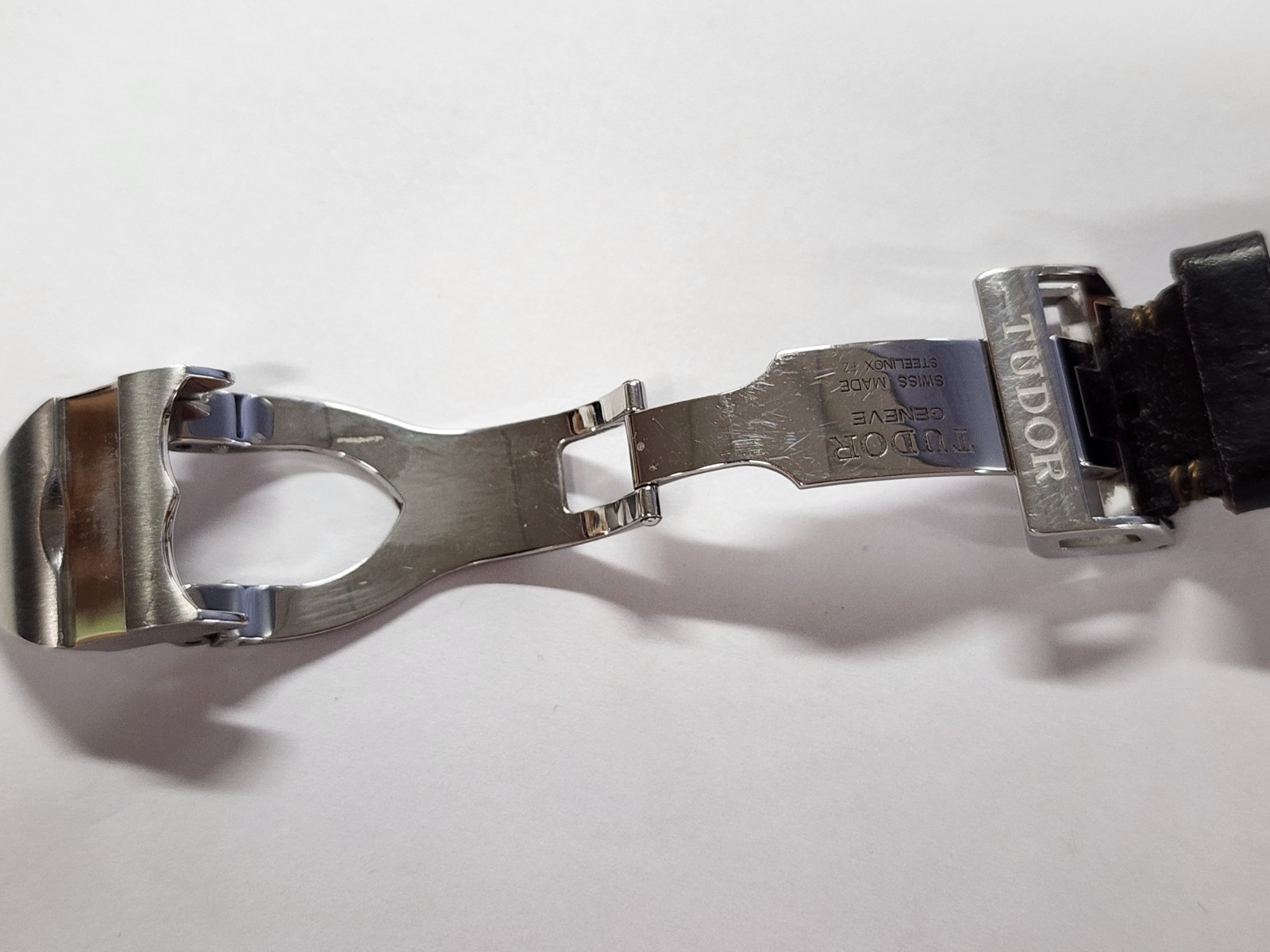 Tudor Heritage Black Bay Smiley 79220 Red Burgundy Bezel 41mm Leather Band