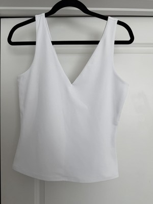 Express Body Contour White V-Neck Top - Size M