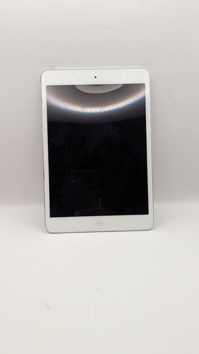 Apple iPad Mini 1st Gen 16GB Wi-Fi 7.9in Gray, Silver, White