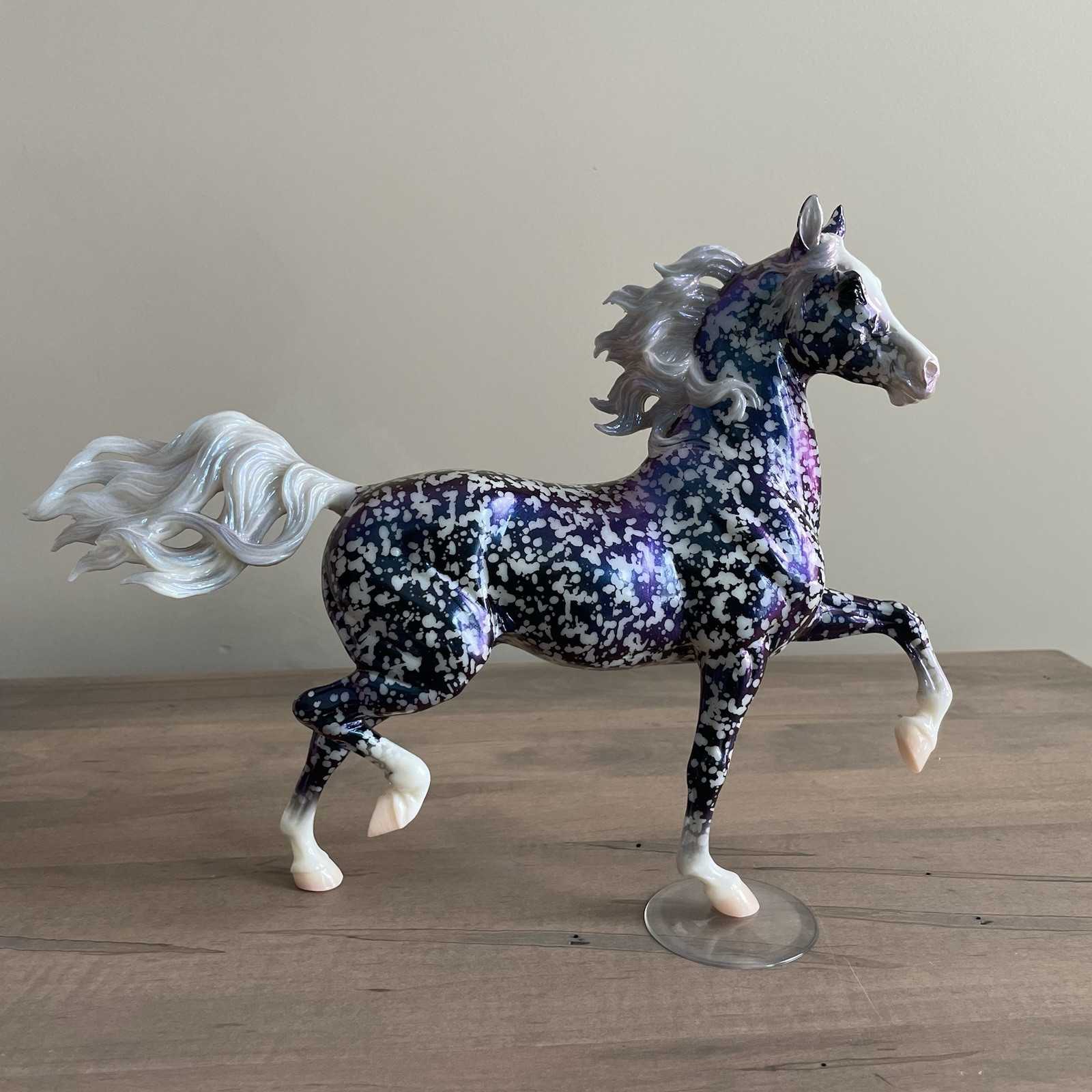 Breyer Horse #711116 Technicolor Huckleberry Bey 2010 Breyerfest SR