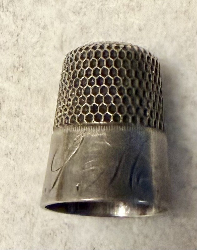Antique Victorian Number 9 Sterling Silver Initialed Thimble
