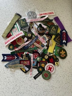 SCOUT BADGES AND REGALIA LARGE JOB LOT (PACK 1).