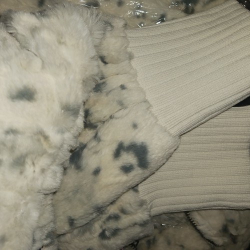 Womens XXL Leopard Faux-Fur Bomber Jacket. New Sealed. $45 retail - Picture 4 of 5