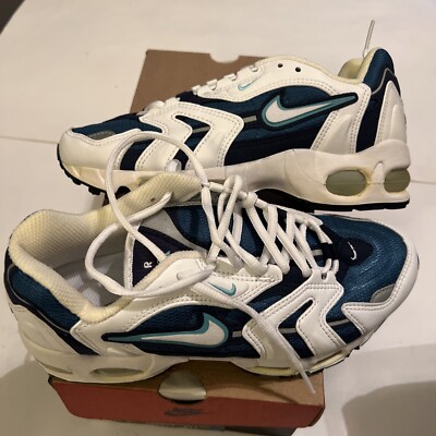 105077-411 Vintage NIB Nike Women's Air Max Bluegrass Gulf Blue