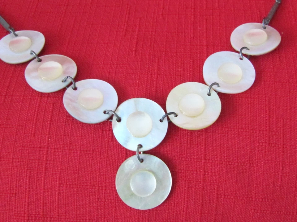 Collar MOP Modernista Firmado Quebec SYLVIE GERMAIN Canadá Foto 2 de 4