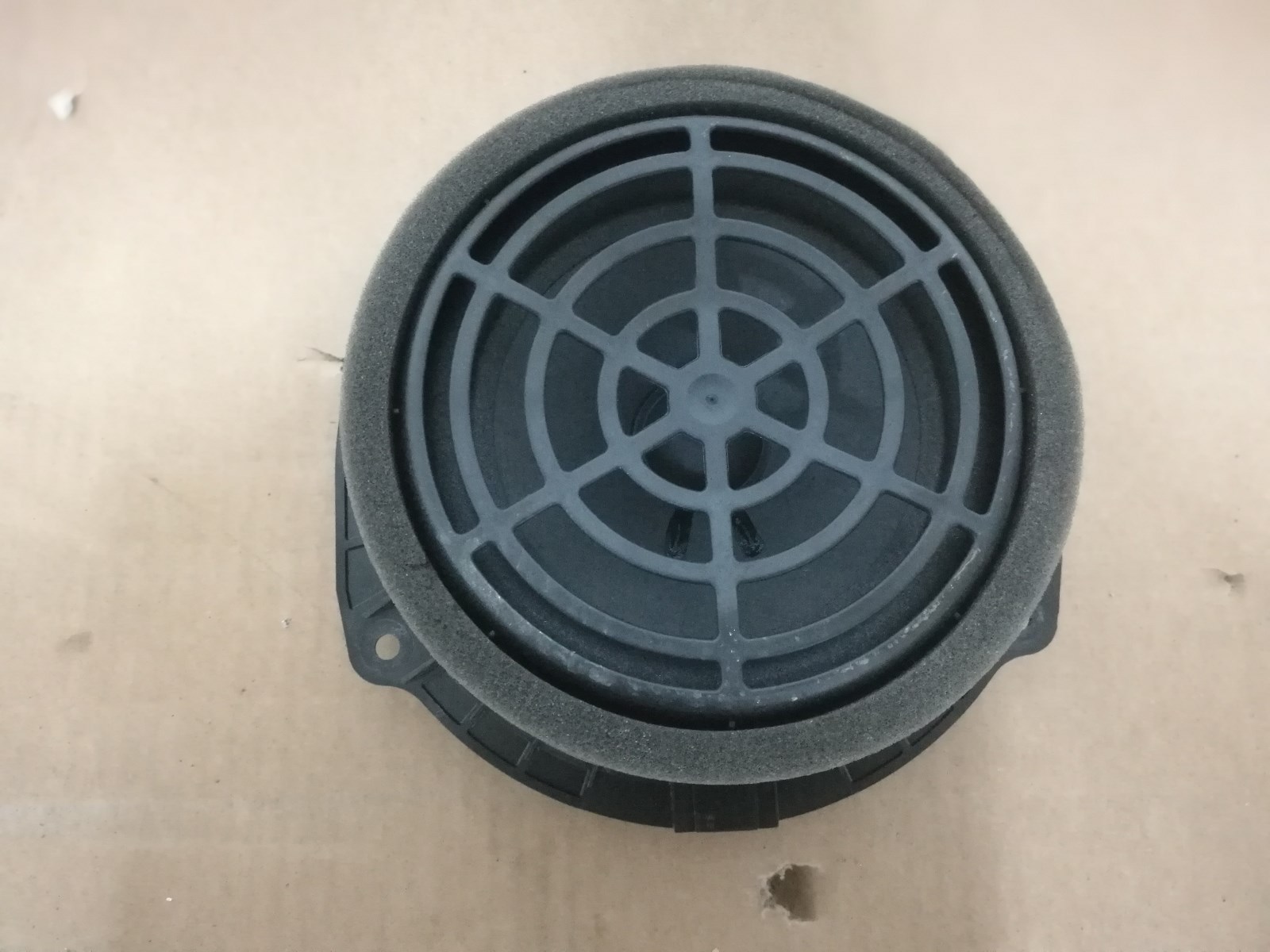 audi a6 c7 bose subwoofer