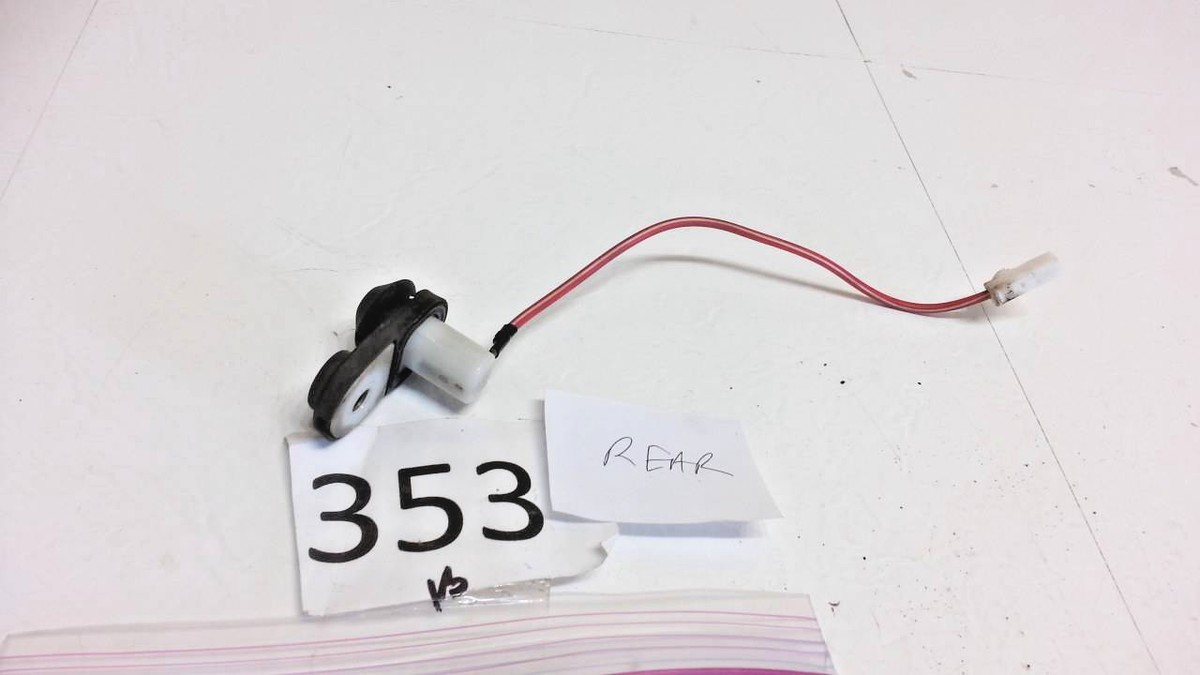 TOYOTA CAMRY celica DOOR AJAR JAMB SWITCH 84231-30110 84231-32050