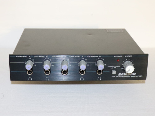 1 Samson XP308i Portable PA System Mixer w/ iPod Docking station
