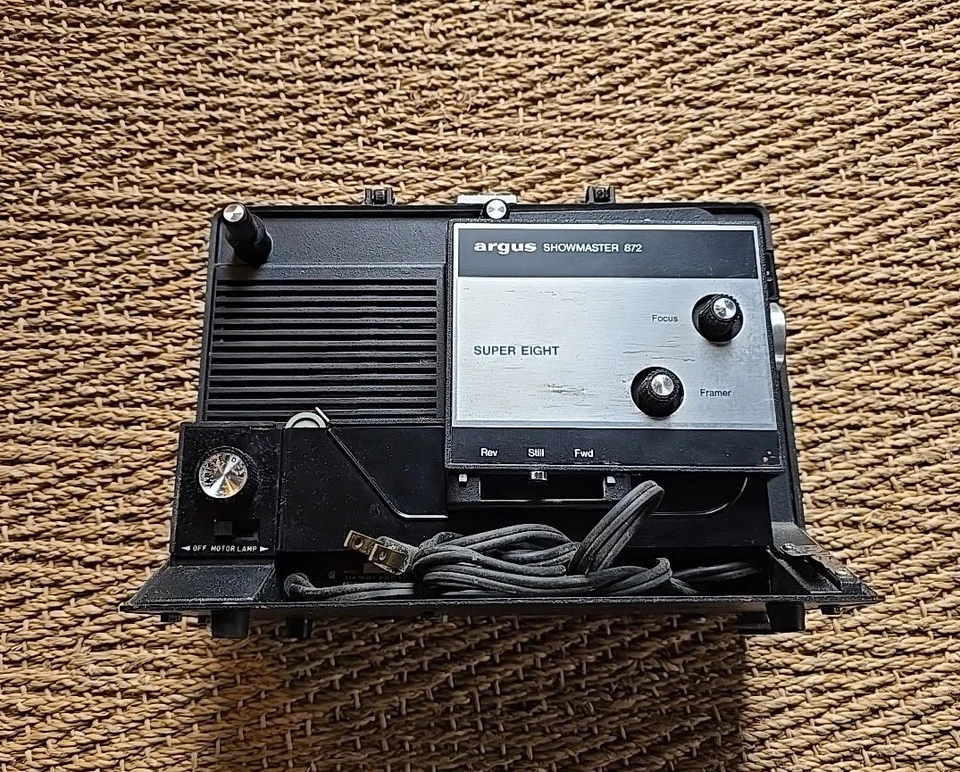 Proyector de película ARGUS Showmaster 872 SUPER OCHO Foto 3 de 4