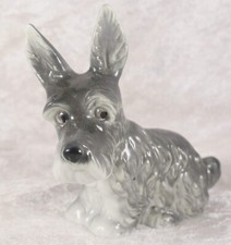 Scottish Terrier sitting dog grey ornament 3.5 inches tall pedigree dog CH351